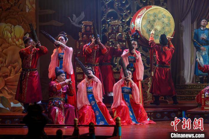 以唐代宫廷燕乐为题材的舞台剧鼓大年初一开始公演