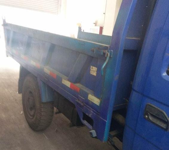 五征三轮自卸车 - 1万