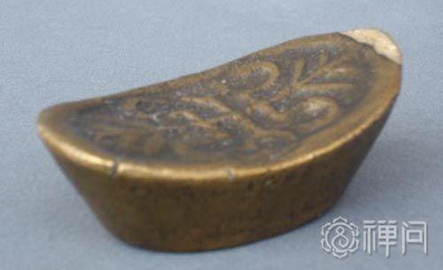 目前国内市场价格金元宝(gold coin)其外文意思等同于金币,属古代