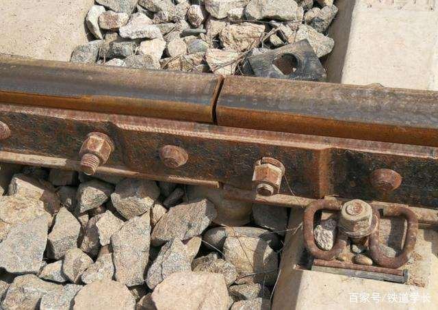 业务微课②/普通钢轨接头预留轨缝是如何规定的