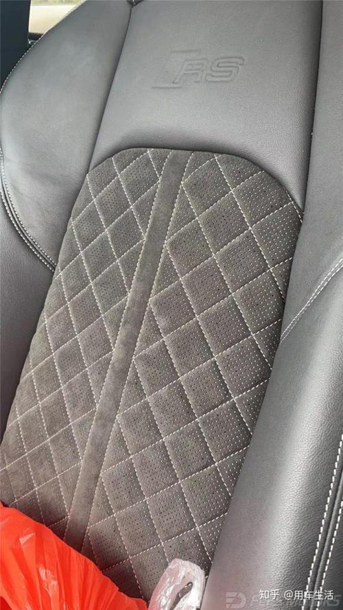 新款奥迪a6l c8无论是全真皮座椅还是翻毛皮都可以直接打孔,这样也能