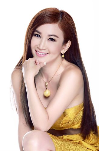 一线二线明星代言温碧霞品牌代言温碧霞代言费多少钱温