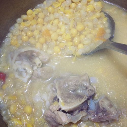 耙豌豆大骨汤