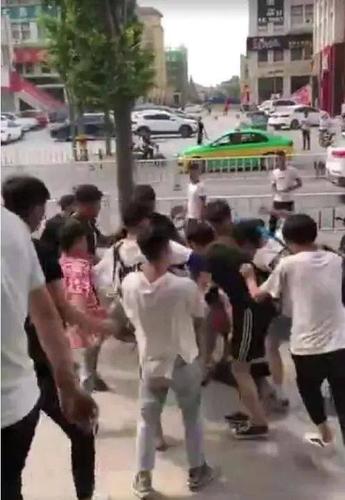 学生打架,造成一名12岁男生被刺死事件就是血的教训,呼吁泗县教体局