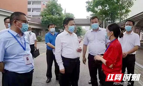 刘志仁检查湘潭市高考备考工作