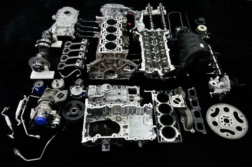 ats-l发动机拆解后的核心零部件