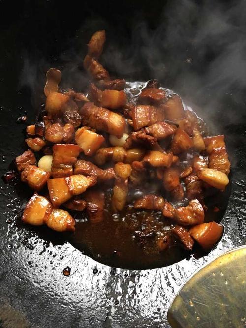 如何烧制瘦肉不硬的红烧肉