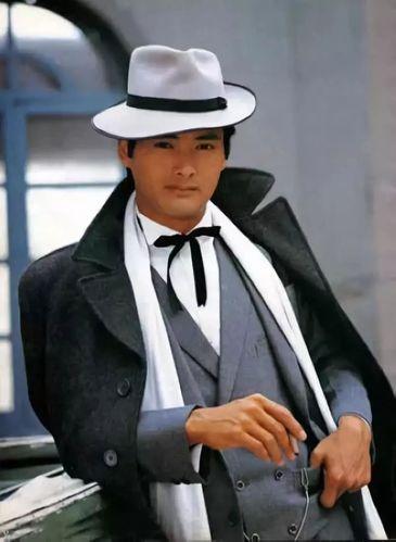 周润发《上海滩》经典形象,深入人心