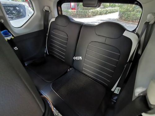 五菱宏光miniev马卡龙内饰分享09_五菱怎么样_马卡龙_汽车_挂钩