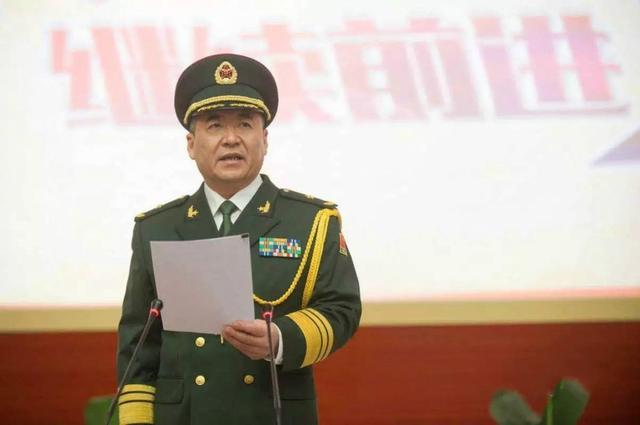 南部战区下辖几个省份?各省军区司令员是谁?什么军衔?