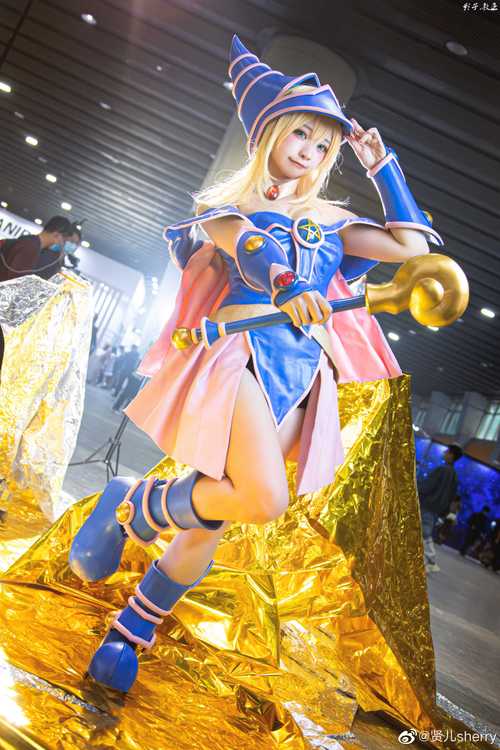 cos游戏王决斗链接黑魔导女孩童年女神啊ヾ▽o