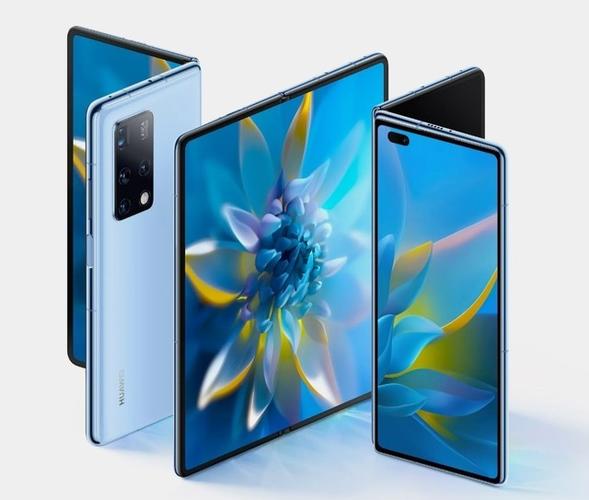 有消息人士爆料,华为计划在2021年下半年推出三款新可折叠智能手机.