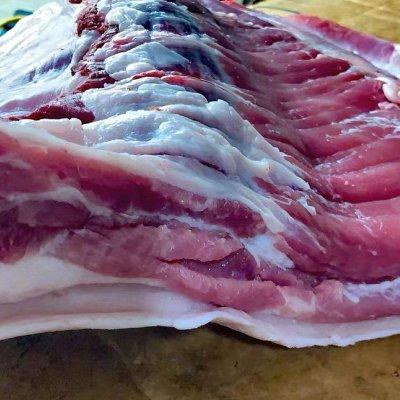 冷鲜的也可以,但是本地农家猪肉更能提现出狮子头的鲜嫩