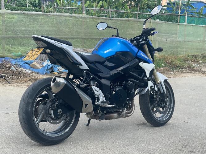24800元  2015年铃木gsr750  高配 abs     欧版带芯片钥匙  全车原版