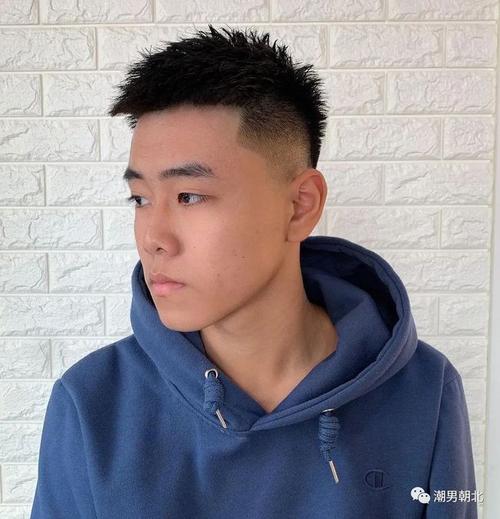 男生剪"两边铲光"发型最帅气,干净利落显精神!|飞机头