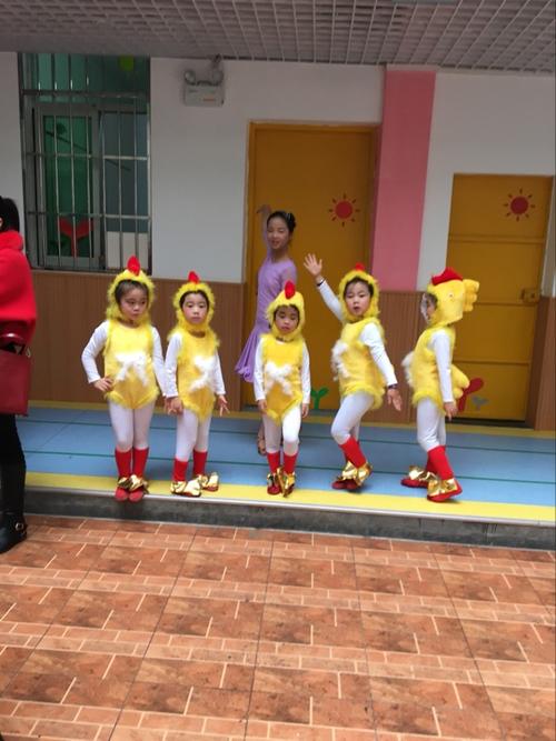 小鸡也疯狂舞蹈服儿童小鸡演出服小鸡咯咯咯小荷风采金鸡逗春服装