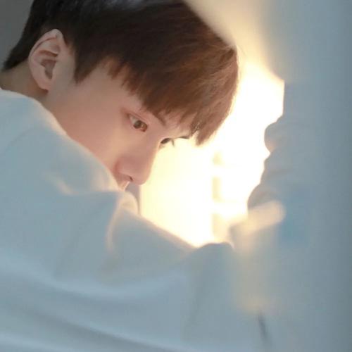 干净清爽男生头像|干净有深度的男士微信头像|干净阳光的男生头像