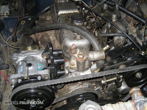 安装上附件的机器    中兴皮卡的电子扇 也装上了