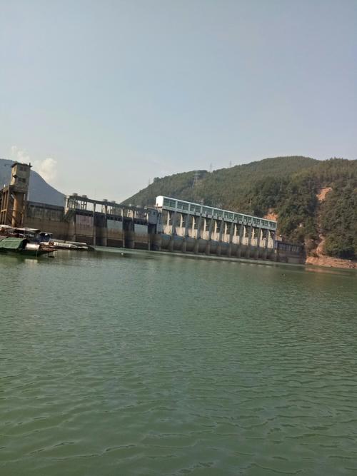 水库大坝