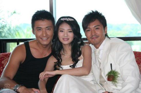 于小伟与众明星的合影