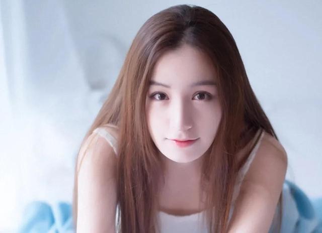 好多男生在追女生的时候,往往会遇到跟女生约会女生不出来的现象,其实