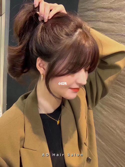 超a显白发色 焦糖暖棕色_焦糖_美发_提亮肌肤_冬天去哪玩_显白_显白发