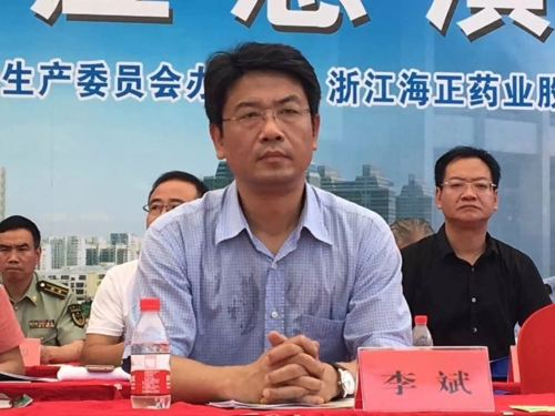 浙江省暨台州市2017年危险化学品事故应急救援演练在椒江区外沙路的