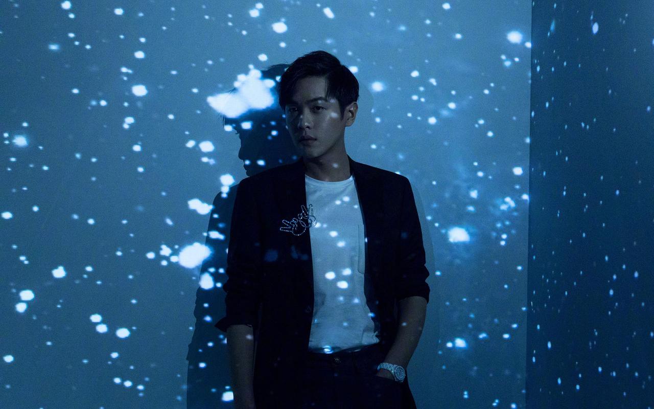 张若昀帅气魅力写真图片桌面壁纸