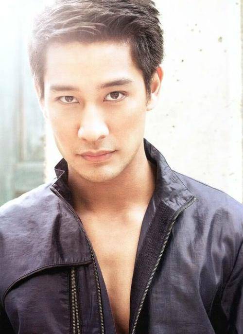 纳瓦·君拉纳拉(pong),泰国男演员,模特,中泰混血儿,1978年7月10日