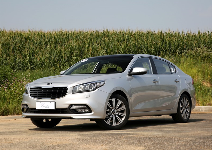  p>起亚k4,为东风悦达·起亚的一款中级车型,在2014年4月北京车展上