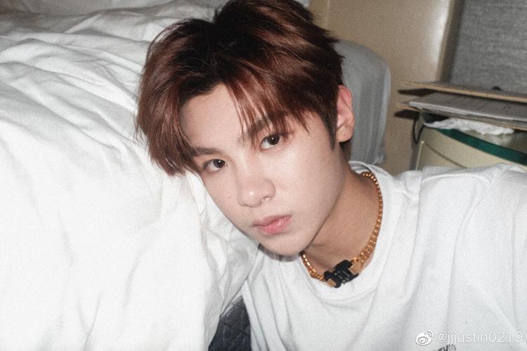 黄明昊 - 堆糖,美图壁纸兴趣社区