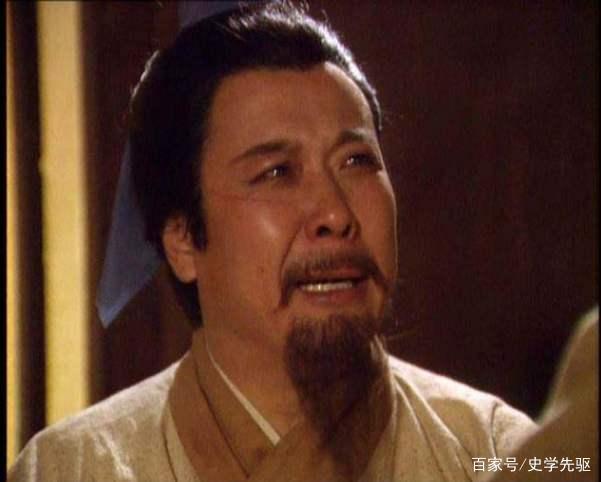 刘备性格"隐秘的角落"——只会掉眼泪的"白莲花"成不