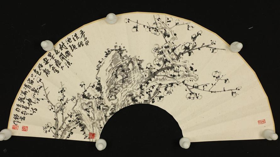 鲍铁雷梅花扇面