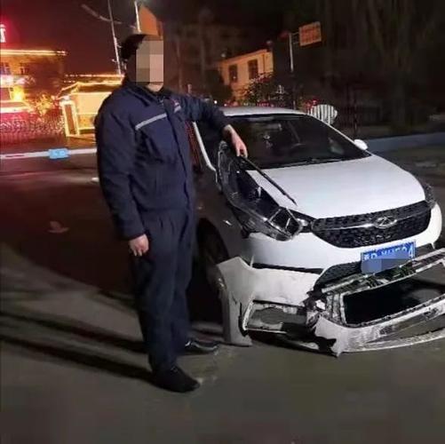 1月29日晚,郝某某主动来到屯留交警大队事故中队.