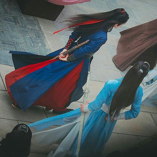 《陈情令》肖战王一博背影大合集,每一幅都是名场面,我不淡定了