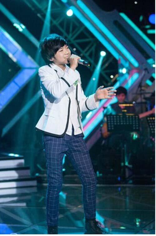 中国新声代封迪家庭背景曝光 与森碟威廉是校友其爹年薪过千万