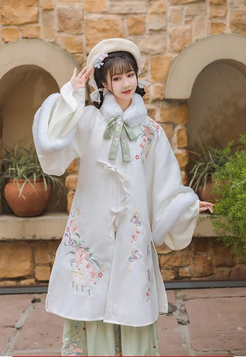 明制宋制汉服方领冬季全套女加厚加绒套装飘逸学生 绿色短款半臂 s