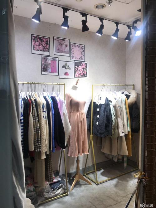 中山路美丽王国一楼靠前服装店转让位置超级好