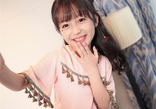 清新可爱裴佳欣图片_超美的小仙女