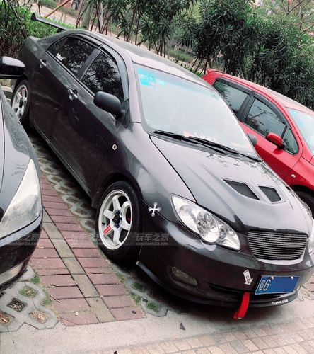 毕业后攒钱买了比亚迪f3 车主痴迷改装停不下来