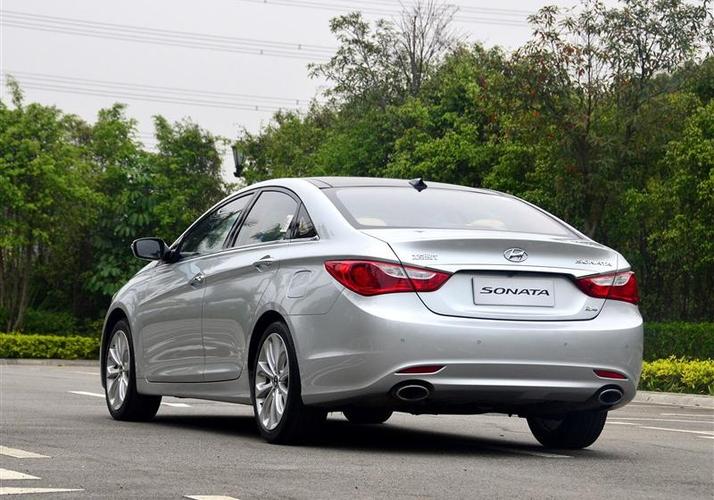 北京现代 第八代索纳塔 2011款 2.4自动顶级版