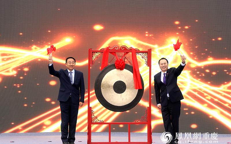 潼南区委副书记,区长张安疆与天津渤海商品交易所股份有限公司执行