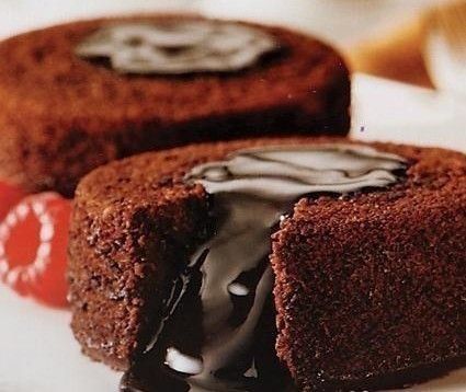 [蛋糕] 轻轻咬开熔岩蛋糕的一刻,有没有一种相当幸福