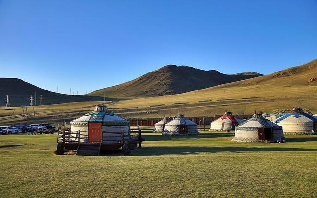 明月出天山|天山是今蒙古境内的杭爱山,近代中国怎样丢掉这里?