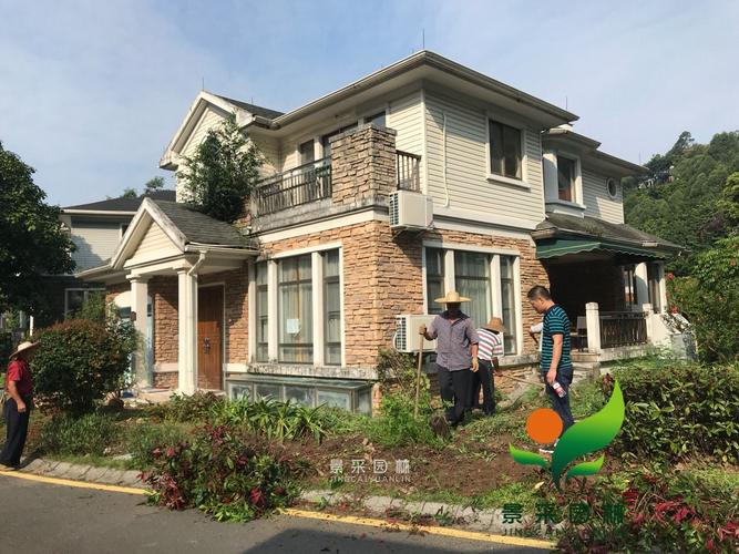 萝岗区保利林语山庄别墅园林绿化项目
