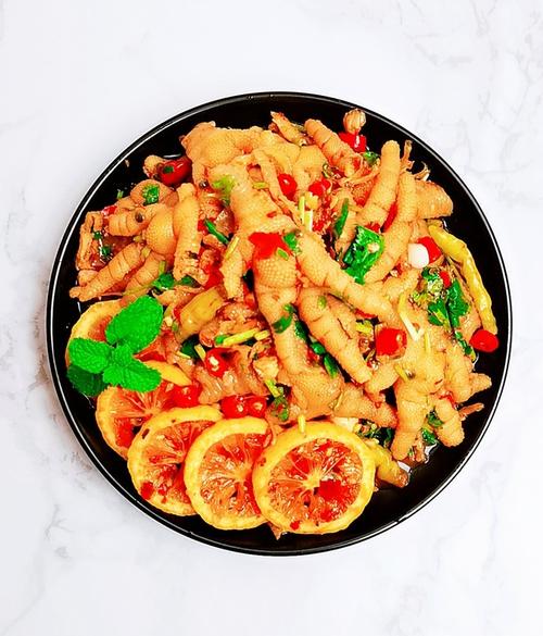 无骨鸡爪柠檬泡椒凤爪香辣鸡爪酸辣凤爪