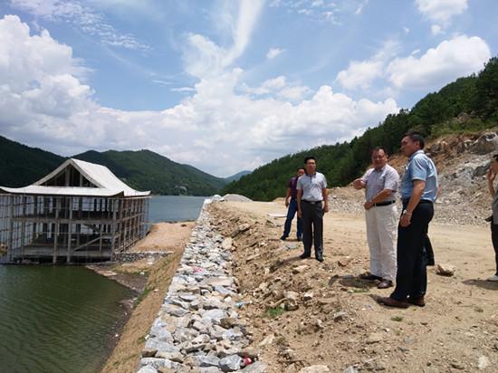 湖北黄冈市渔政处赴英山罗田督查渔业安全生产
