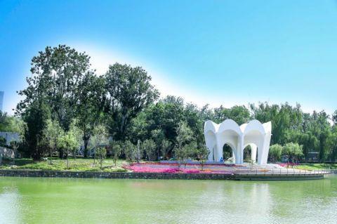 改造一新的龙潭中湖公园开放,免费预约游园