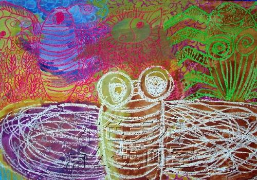 有时候,一幅水粉画,孩子们没有兴趣画下去了,但是,采用油画棒方式对