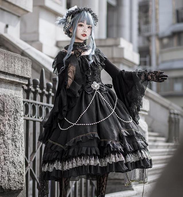 为什么洛丽塔中的goth哥特流行不起来?如此小众真的是